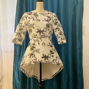 Sharrone 100% silk embroidered blouse, size 6